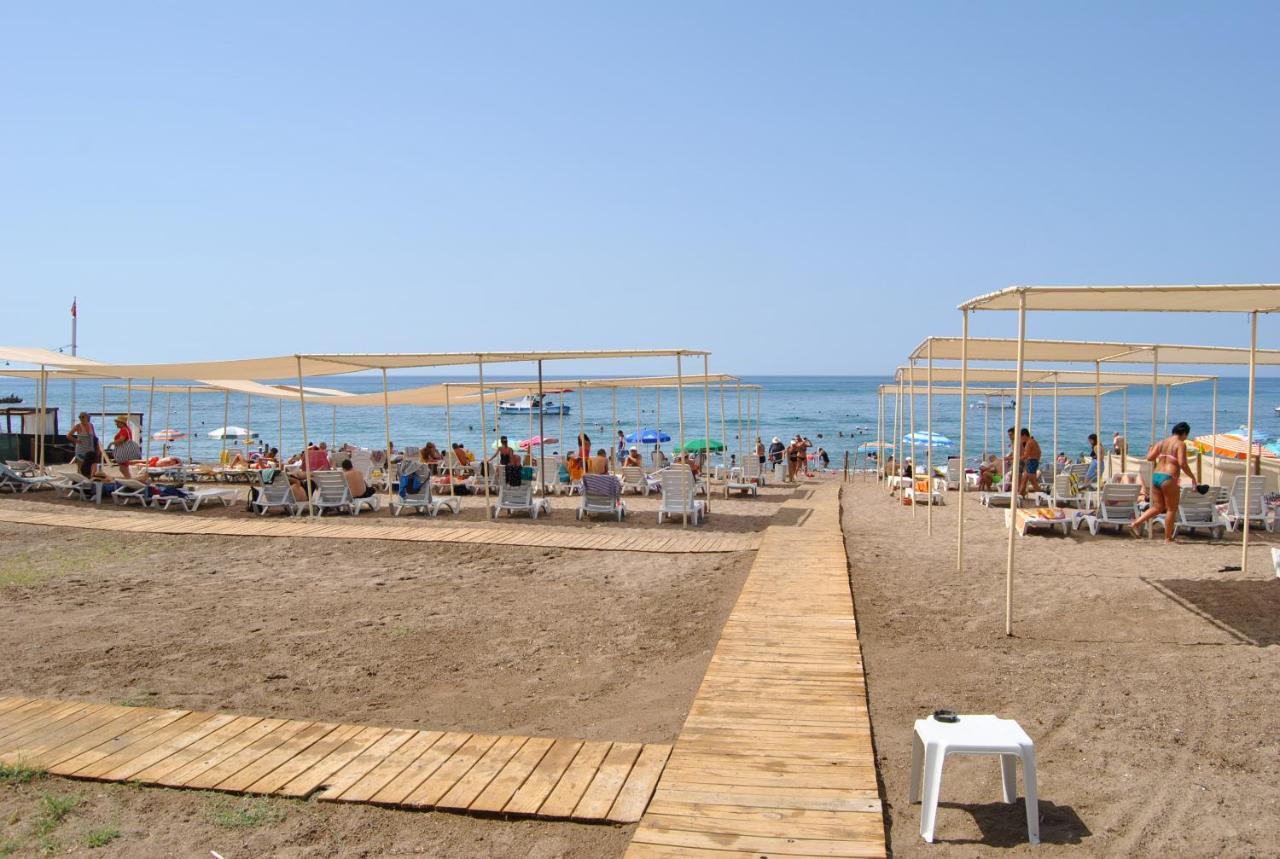 Martili Villa Lara Анталия Екстериор снимка